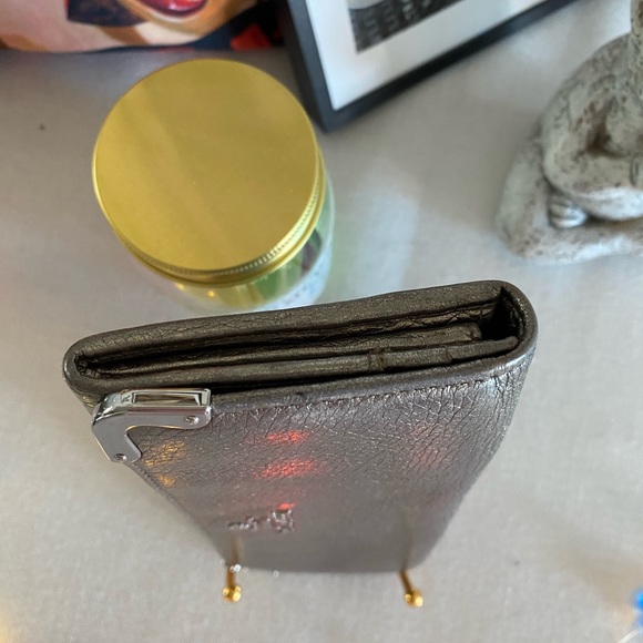 Prada soft saffiano metallic wallet EUC. $75 Authentic w silver hardware - Picture 4 of 16